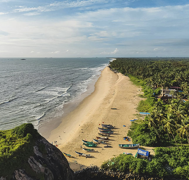 Tranquil beach sunset in Goa