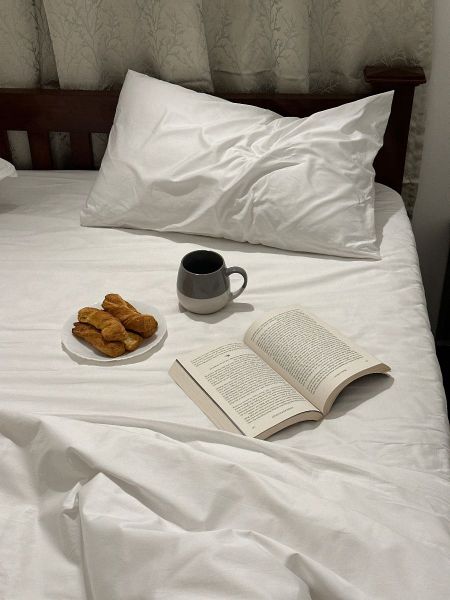 Maraga Inn Cozy AC Room with Attached Bathroom Facilities